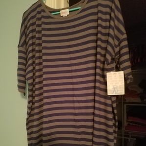 LulaRoe Irma Tee